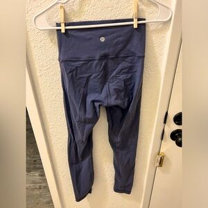 Black capri lululemons